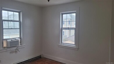 23 Alida St in Yonkers, NY - Building Photo - Building Photo