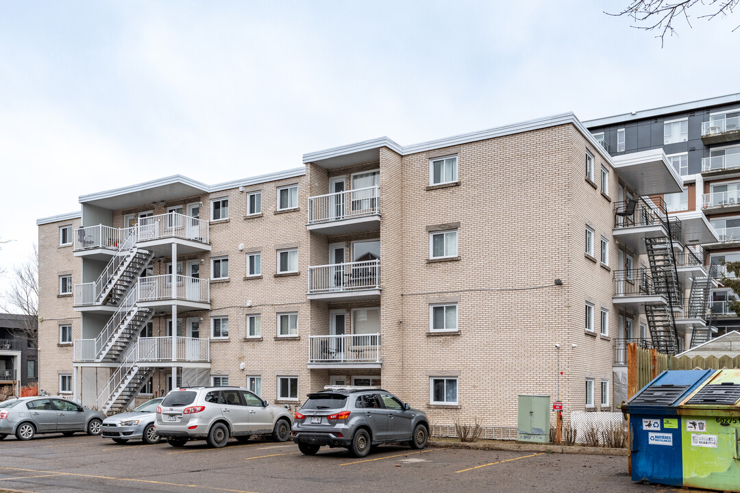 2579 Sainte-Foy Ch in Québec, QC - Building Photo