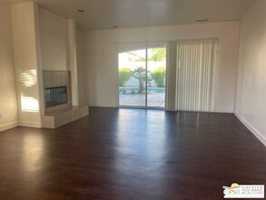40 Calais Cir in Rancho Mirage, CA - Building Photo - Building Photo