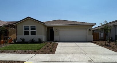 2491 Muscat Court in Hanford, CA - Building Photo - Building Photo