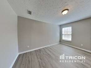 908 Grand Oak Dr in Smyrna, TN - Building Photo - Building Photo
