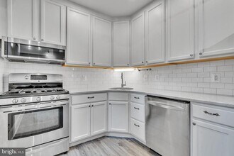 2600 16th St S in Arlington, VA - Building Photo - Building Photo