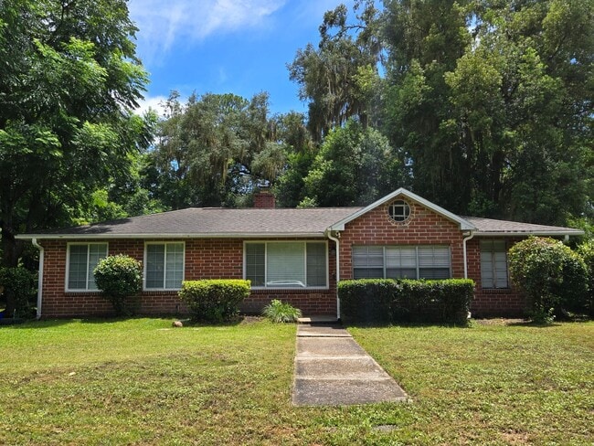 property at 1601 NW 6th Ave
