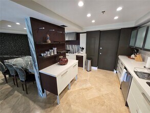 11113 Biscayne Blvd in Miami, FL - Building Photo - Building Photo