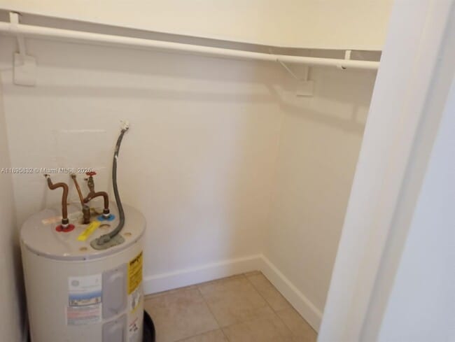 12905 Arch Creek Rd in North Miami, FL - Building Photo - Building Photo