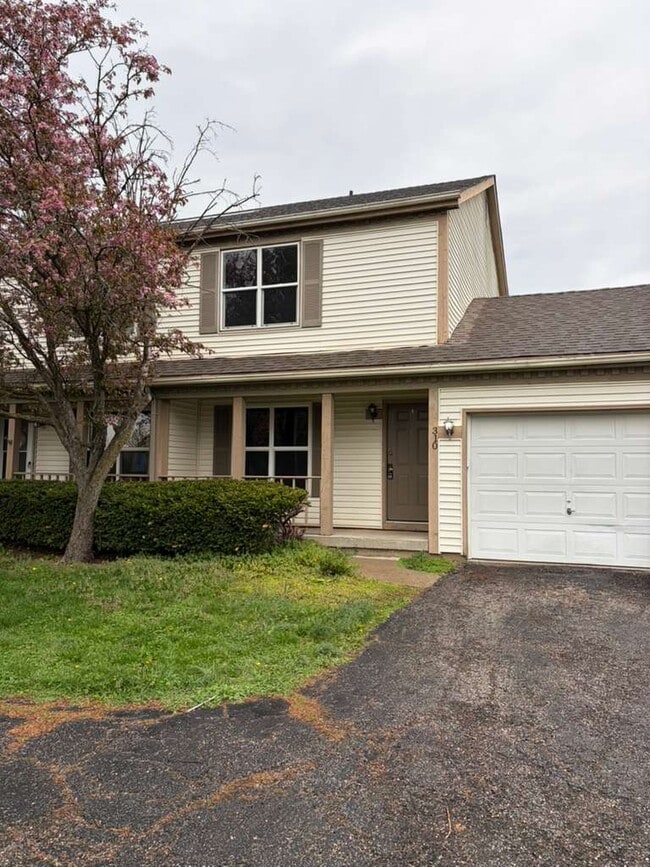 310 Powell Rd in Powell, OH - Building Photo - Building Photo