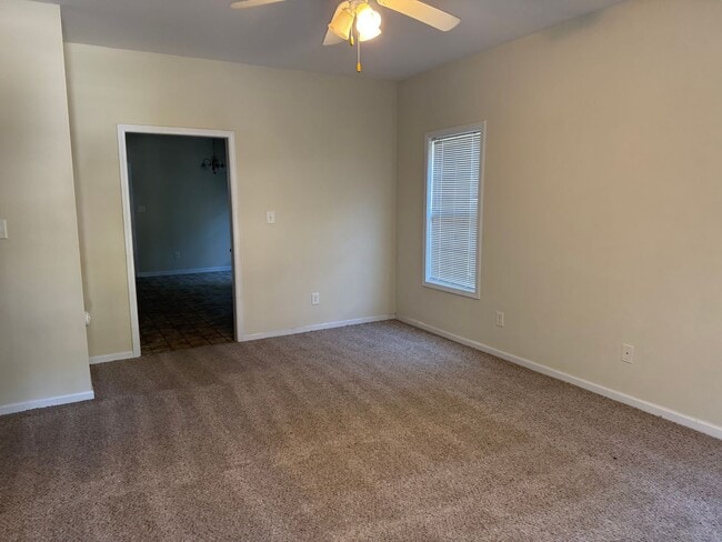 1203 Stoneridge Ln in Rocky Mount, NC - Building Photo - Building Photo