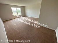 202 Riley Pl photo'