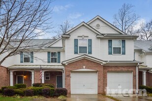 135 Ellis Drive in Conyers, GA - Building Photo