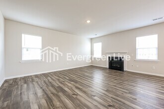 now in Woodruff, SC - Building Photo - Building Photo