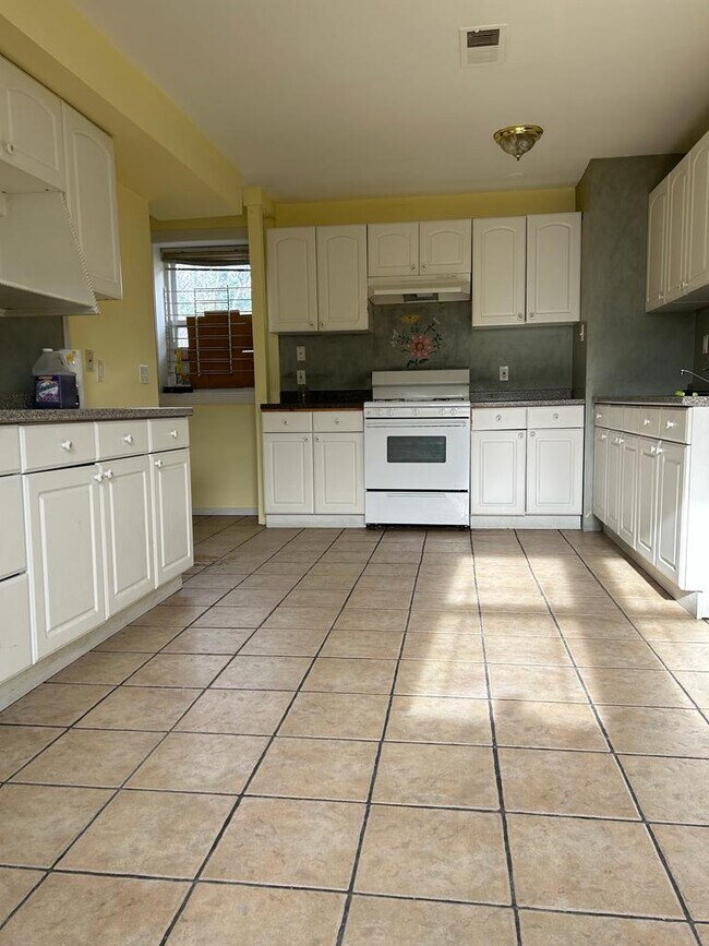 Unknown Property at 55 Westervelt Ave in Plainfield, NJ Listing Removed