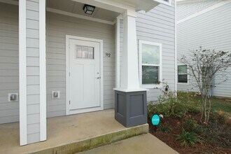 392 Date Palm Ln in Freeport, FL - Building Photo - Building Photo