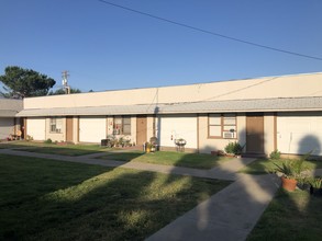 2301 5th St in Hughson, CA - Building Photo - Building Photo