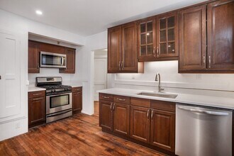 156 South St, Unit 2R in Boston, MA - Building Photo - Building Photo