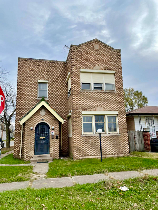 1301 Pennsylvania St in Gary, IN - Building Photo