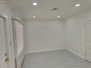 18080 Westphalia St in Detroit, MI - Building Photo - Building Photo