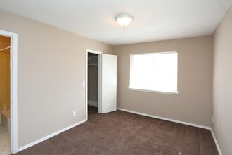 Woodbrier Apartments in Oklahoma City, OK - Building Photo - Interior Photo