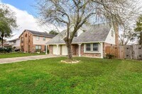 2110 Whiteback Dr photo'