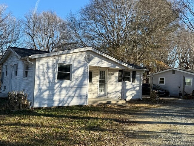 property at 1343 Cox Ave