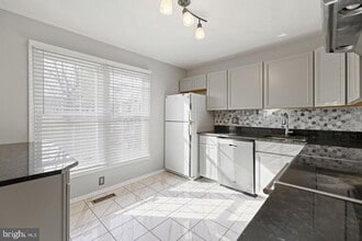 7442 Adams Park Ct in Annandale, VA - Building Photo - Building Photo