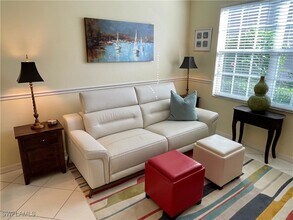 5693 Heron Ln in Naples, FL - Building Photo - Building Photo