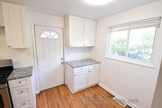 2686-2688-2688 Hibbert Ave in Columbus, OH - Foto de edificio - Building Photo