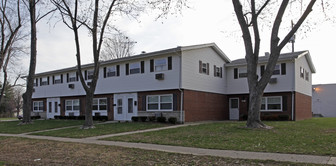 8588-8598 Cottonwood Dr Apartments