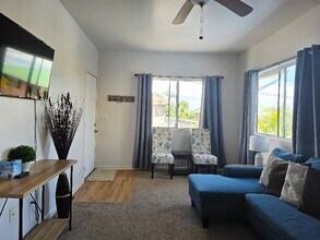 83 Anuenue St in Hilo, HI - Building Photo - Building Photo
