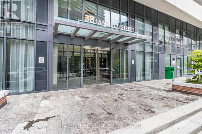 38-838 Iannuzzi St in Toronto, ON - Building Photo - Building Photo