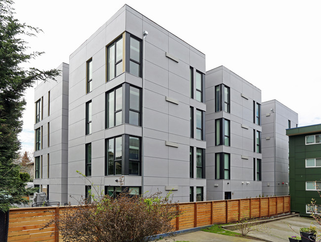 TOD Apartments in Seattle, WA - Foto de edificio - Building Photo