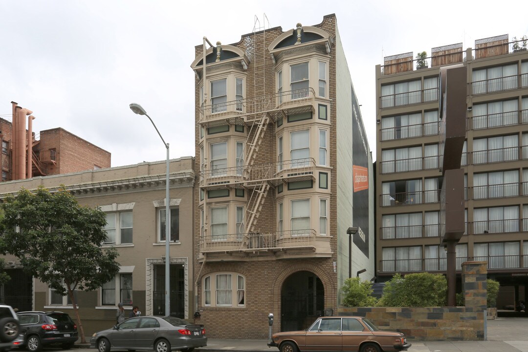 635 Ellis in San Francisco, CA - Building Photo