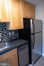 1721 Queens Ln in Arlington, VA - Building Photo - Building Photo