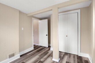 816 Roosevelt St in Menasha, WI - Building Photo - Building Photo