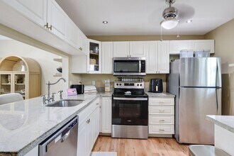 2700 Fiore Way in Delray Beach, FL - Building Photo - Building Photo