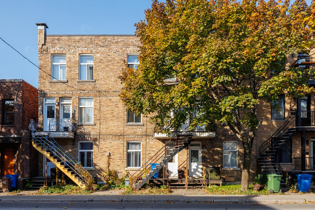 4227 De Verdun Rue in Verdun, QC - Building Photo - Building Photo