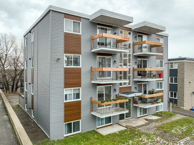 19 Francheville Rue in Québec, QC - Building Photo - Primary Photo