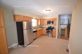 26W257 Harrison St in Winfield, IL - Building Photo - Building Photo