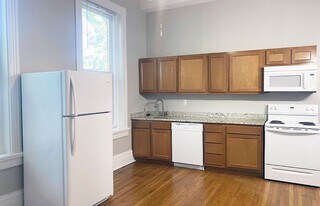 2215 Ohio Ave in Cincinnati, OH - Building Photo