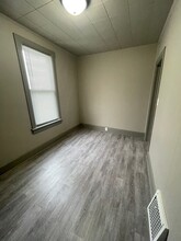 2512 W Orchard St in Milwaukee, WI - Building Photo - Building Photo