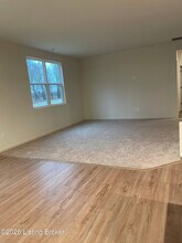 7611 Fair Ln in Louisville, KY - Building Photo - Building Photo