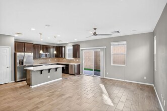 5663 N Balsam St in Las Vegas, NV - Building Photo - Building Photo