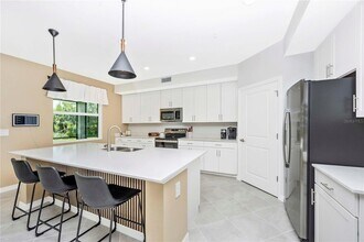 17740 Boracay Ct, Unit 102 in Venice, FL - Building Photo - Building Photo