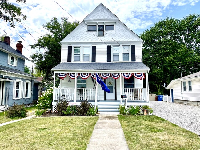 property at 784 Decatur St