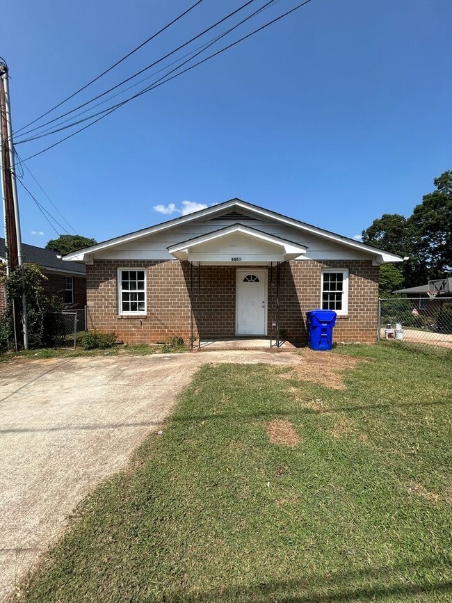 property at 102 Bruce St
