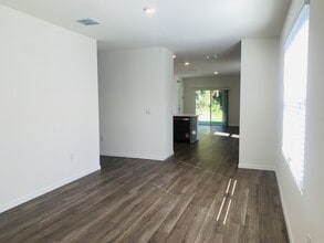 982 Commons Way in Port Orange, FL - Building Photo - Building Photo