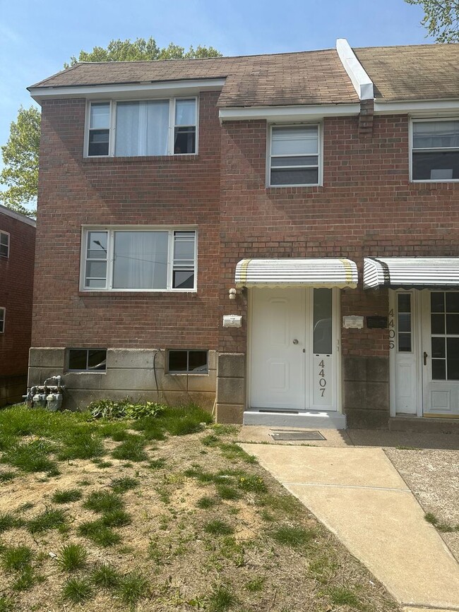 property at 4407 Rosemont Ave