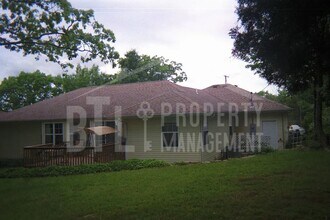 604 S Old County Rd in Branson, MO - Building Photo - Building Photo
