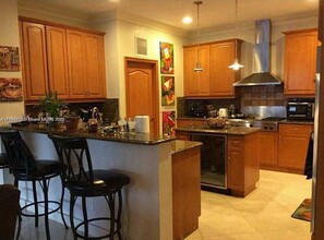 6105 SW 192nd Ave in Fort Lauderdale, FL - Building Photo - Building Photo
