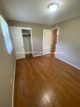 2220 Argo Dr in Florissant, MO - Building Photo - Building Photo