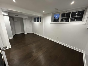 3 Alamosa Dr in Toronto, ON - Building Photo - Building Photo